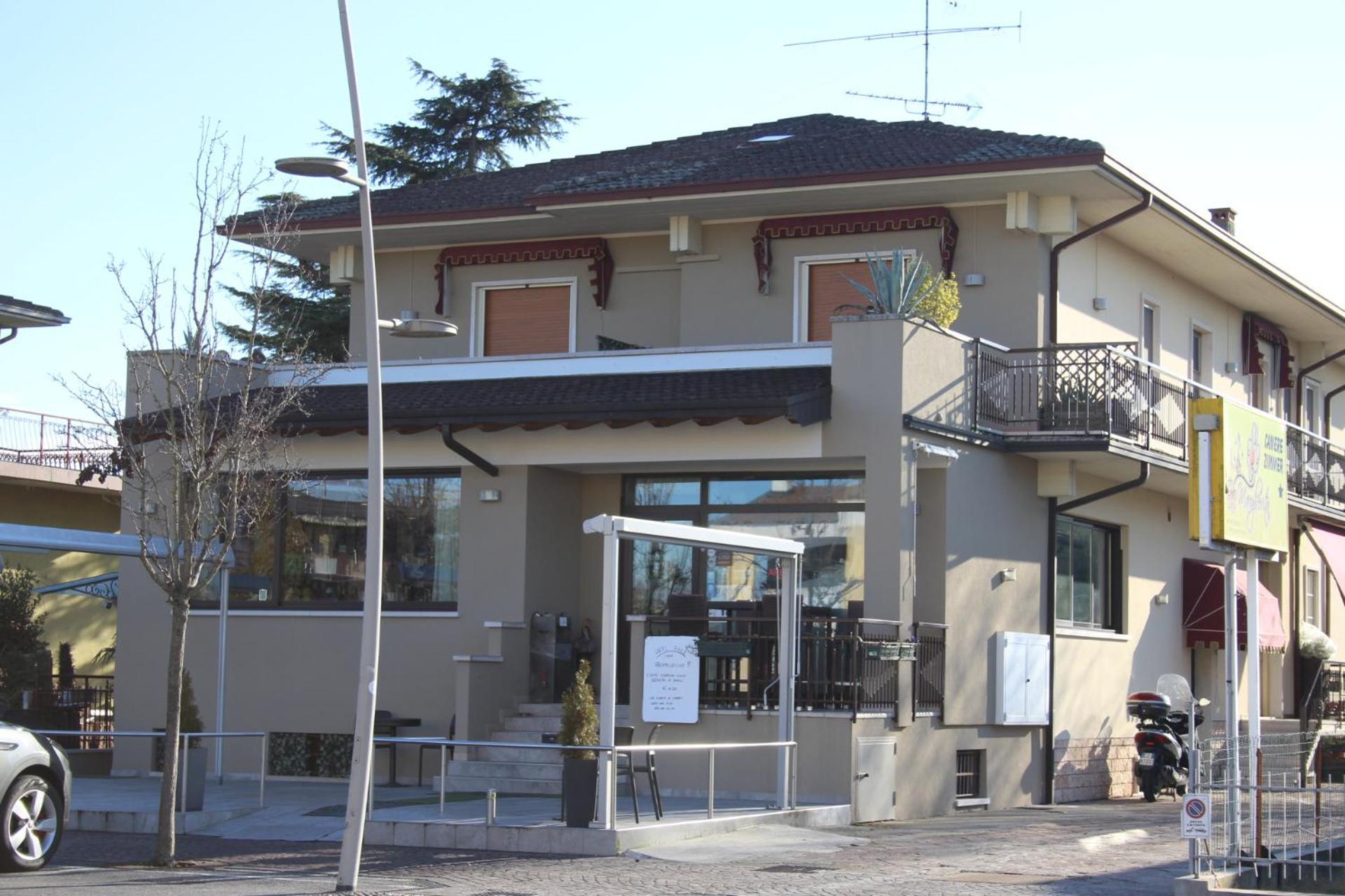 Hotel Margherita Meuble Сирмионе Екстериор снимка