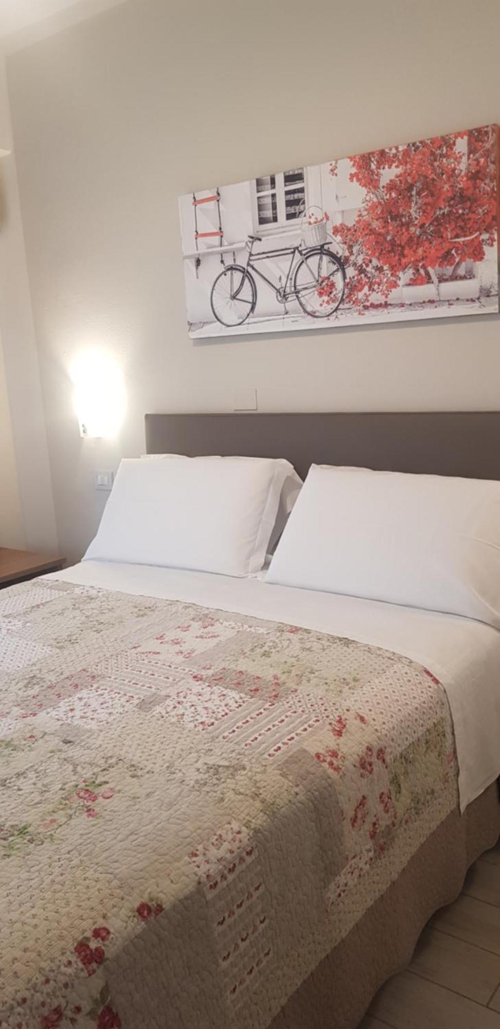 Hotel Margherita Meuble Сирмионе Екстериор снимка