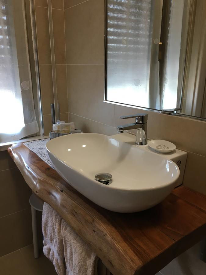 Hotel Margherita Meuble Сирмионе Екстериор снимка