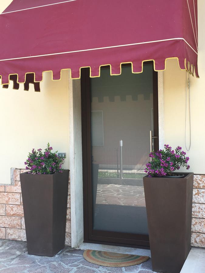 Hotel Margherita Meuble Сирмионе Екстериор снимка